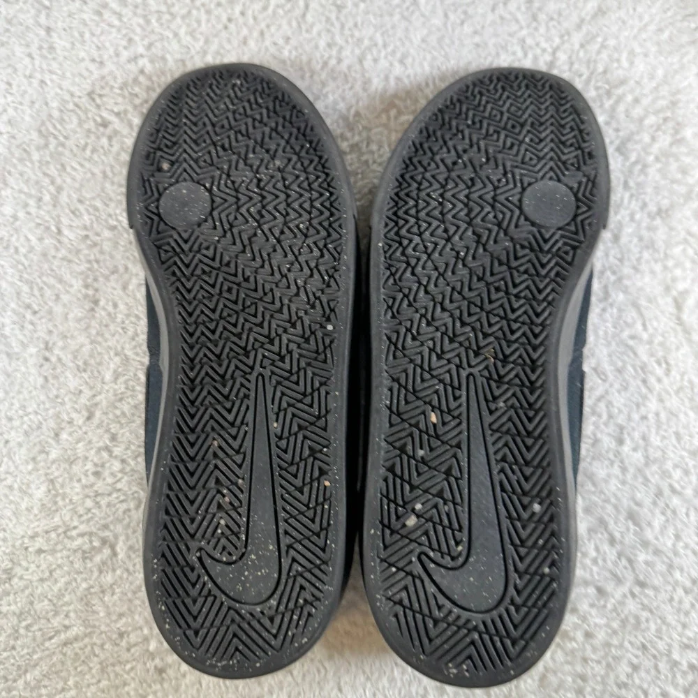 Nike SB Check Solar Canvas Shoes Black Anthracite CD6279-001 Mens Size 8 Skater